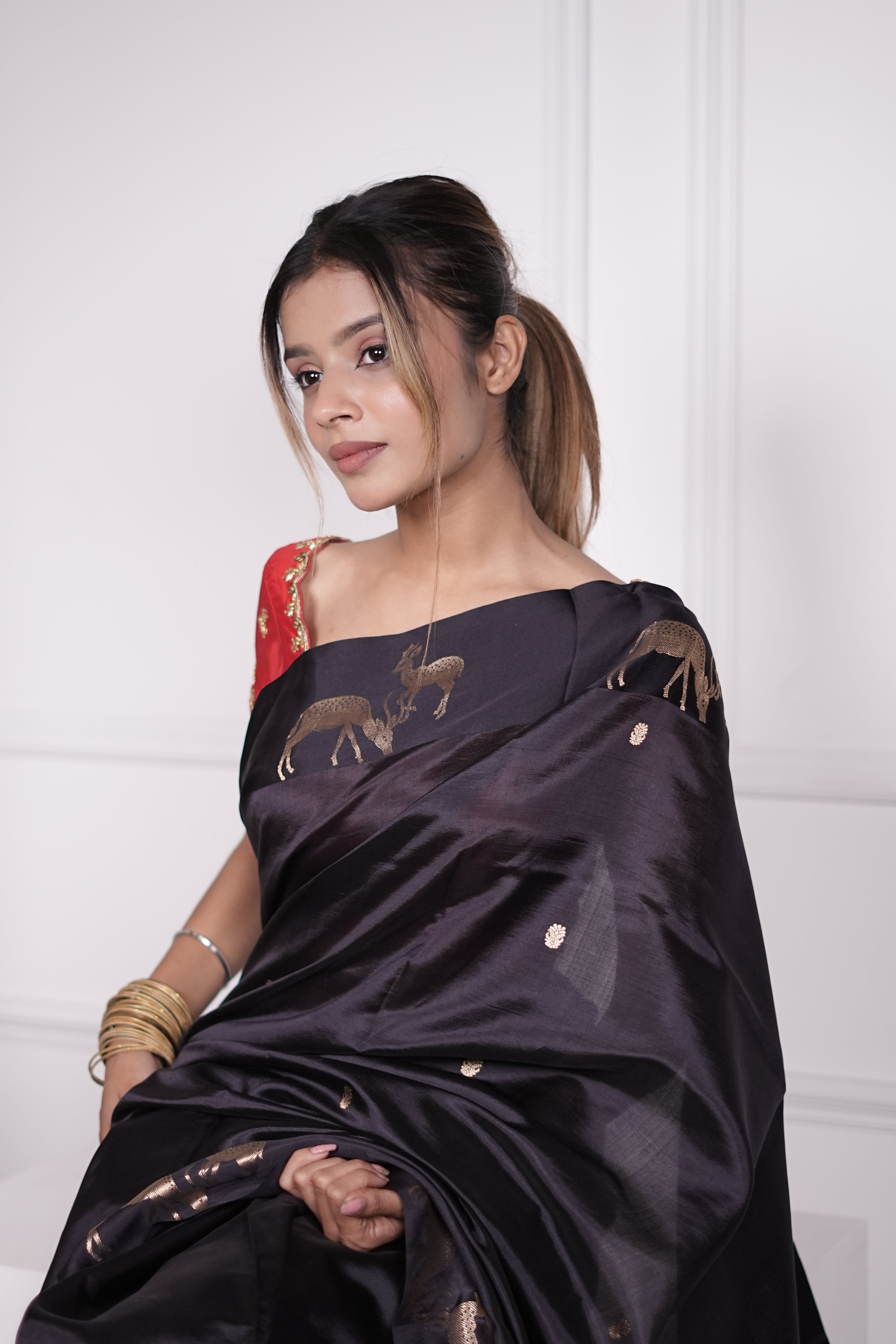 Regal Ebony Pure Handloom Silk with Heritage Motifs